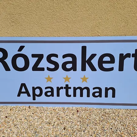 Rozsakert 公寓
